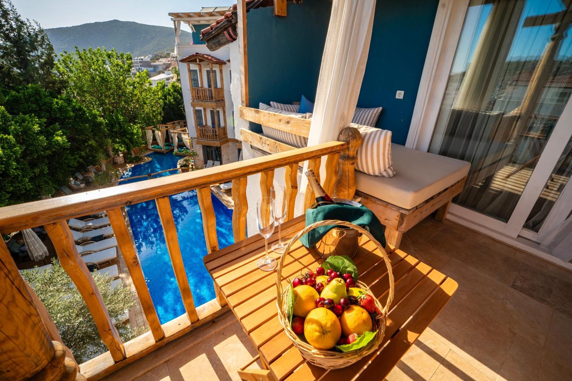 Elixir Hotel Kalkan Exteriör bild